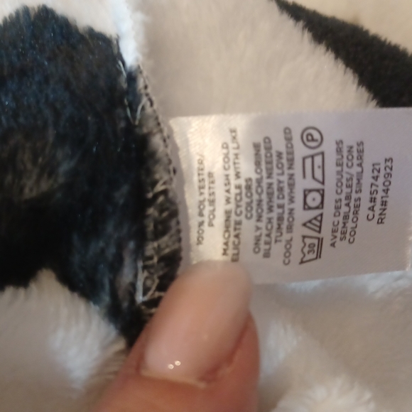 Plush LOFT Heart Sweatshirt - Picture 4 of 6